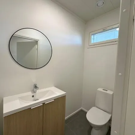 Kotimaailma - Uusi Rivitalokolmio # 5 *