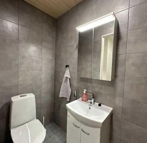 Kotimaailma - Uusi Rivitalokolmio # 5 Коккола