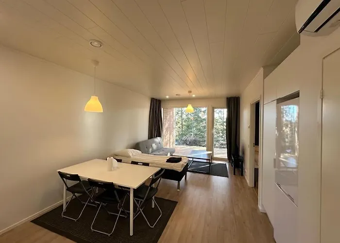 Kotimaailma - Uusi Rivitalokolmio # 5 Коккола